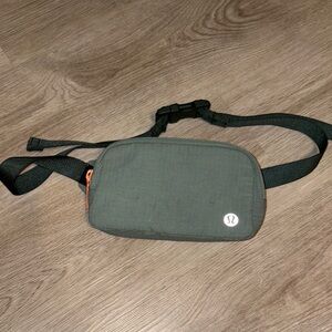 Lululemon belt bag